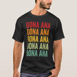 Camiseta Diseño de texto arcoiris en el condado de Ana Nuev