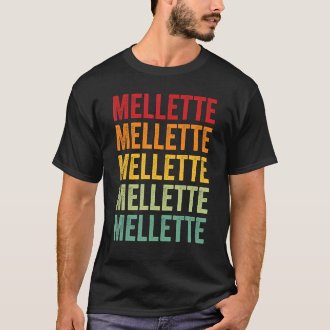 Camiseta Diseño de texto arcoiris en el condado de Mellette (Anverso)