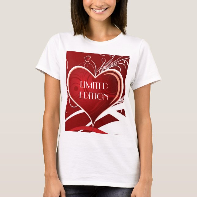 Camiseta Diseño De Texto Gracioso Y Gran Corazón Rojo (Anverso)