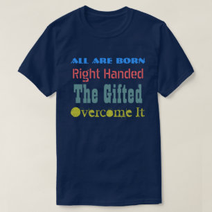 CAMISETA DISEÑO DE TEXTO MANIPULADO IZQUIERDO