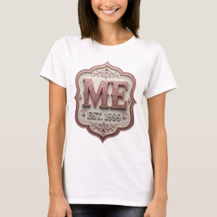 Camiseta Diseño de texto ME EST 1999 Rosa Vibrante