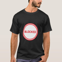 Camiseta Diseño de texto negrita y simple "bloqueado"