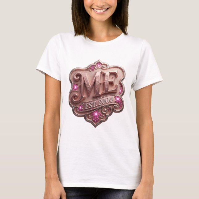 Camiseta Diseño de texto Sharp Silver ME EST 2004 (Anverso)