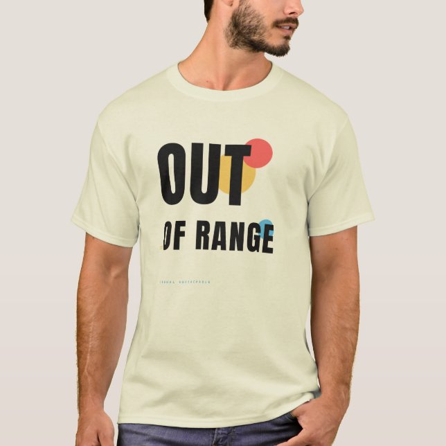 Camiseta Diseño de tipografía Out Of Range Tech (Anverso)