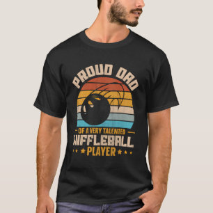 Camiseta Diseño De Un Juego De Wiffleball Yard Para Un Papá