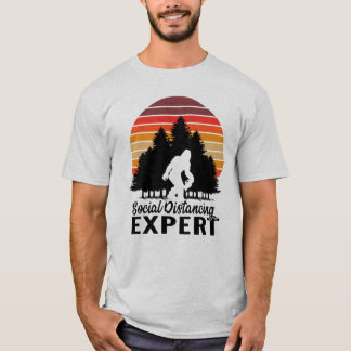 Camiseta diseño en cuarentena 2020, Distancia social de pie