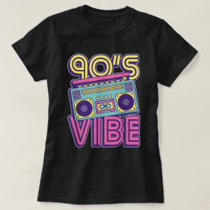 Camiseta Diseño Estético Retro Boombox Neon Vibra 90s