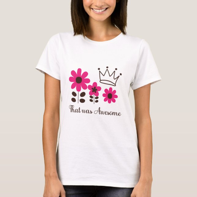 Camiseta Diseño floral romántico con fondo negro (Anverso)