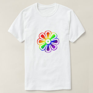 Camiseta Diseño GLBTQ de flor del orgullo gay arcoiris