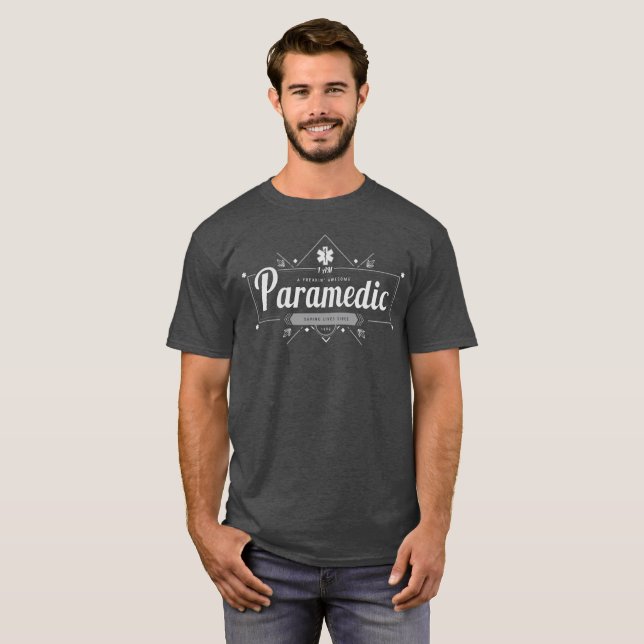 Camiseta Diseño impresionante del paramédico de Freekin (Anverso completo)