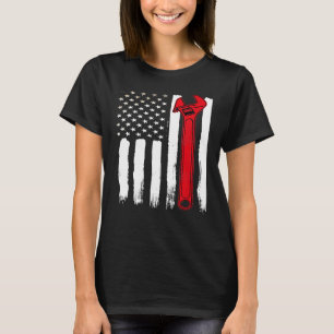Camiseta Diseño mecánico de reparación de coches en la part