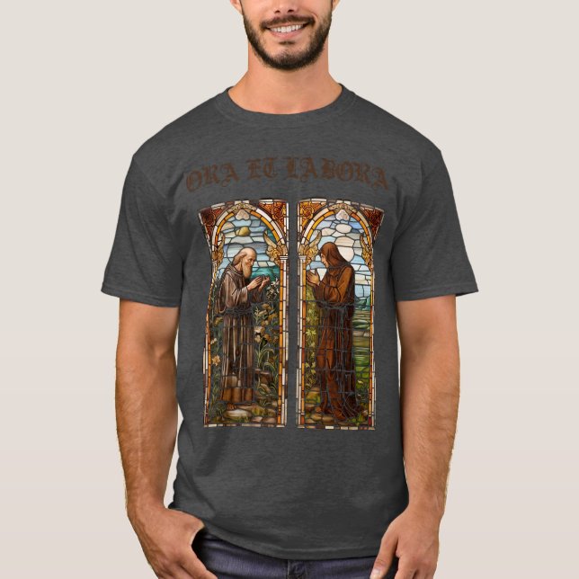 Camiseta Diseño medieval de Ora et Labora (Anverso)