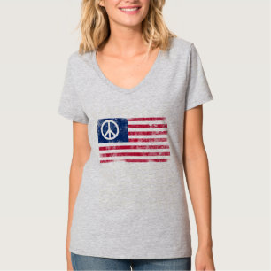 Camiseta Diseño perturbado de símbolo de bandera y paz esta