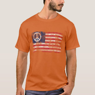 Camiseta Diseño perturbado de símbolo de bandera y paz esta