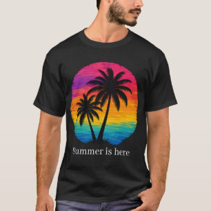 Camiseta Diseño Retro de Palmeras en Puesta de Sol Tropical