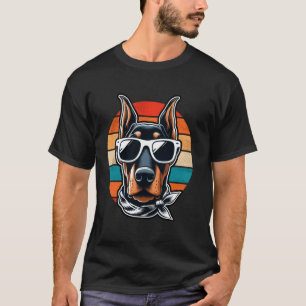 Camiseta Diseño Retro Genial de Dobermann con Gafas de Sol