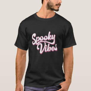 Camiseta diseño tipográfico de vibraciones espeluznantes