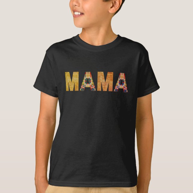 Camiseta Diseño tipográfico Mama Patchwork (Anverso)