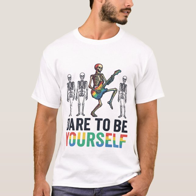 Camiseta Diseño Vectorial Esqueleto Arcoíris Atrévete a Ser (Anverso)