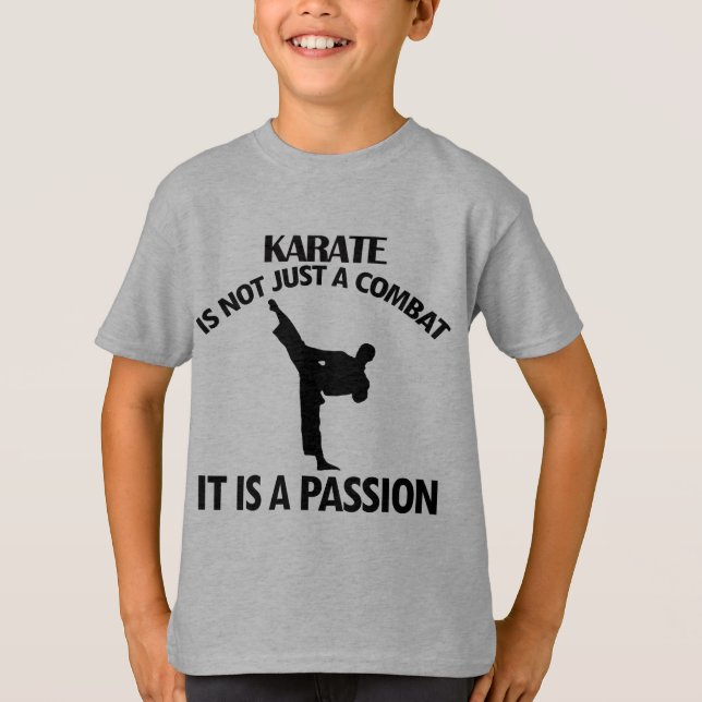 Camiseta DISEÑOS frescos del karate (Anverso)