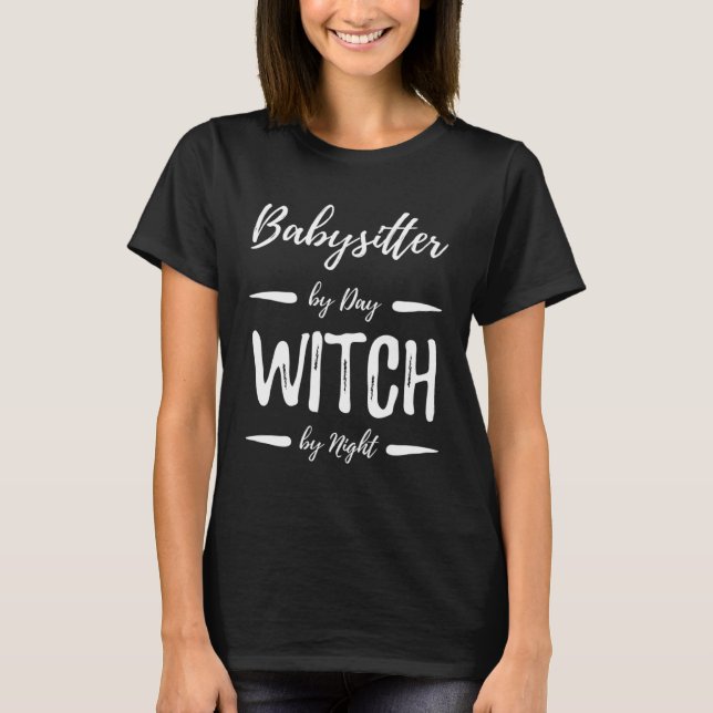 Camiseta Disfraces de Halloween de Brujas de Niñera (Anverso)