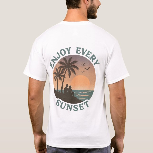 Camiseta "Disfruta Cada Puesta De Sol - Playa Retro" (Reverso)