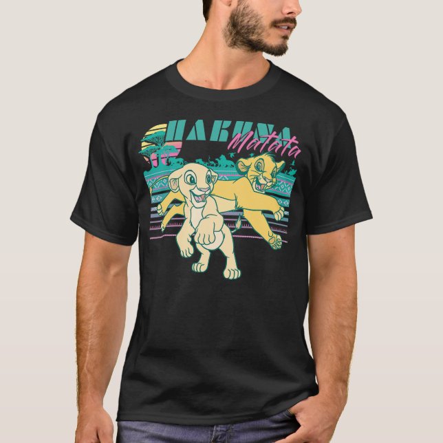 Camiseta Disney Lion King Retro Simba & Nala 90s Hakuna Mat (Anverso)