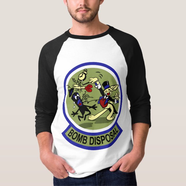 Camiseta Disposición de bomba del conejo (Anverso)
