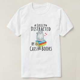 Camiseta Distracción fácil por gatos y libros