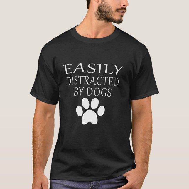 Camiseta Distracción fácil por la ropa de los perros Distra (Anverso)