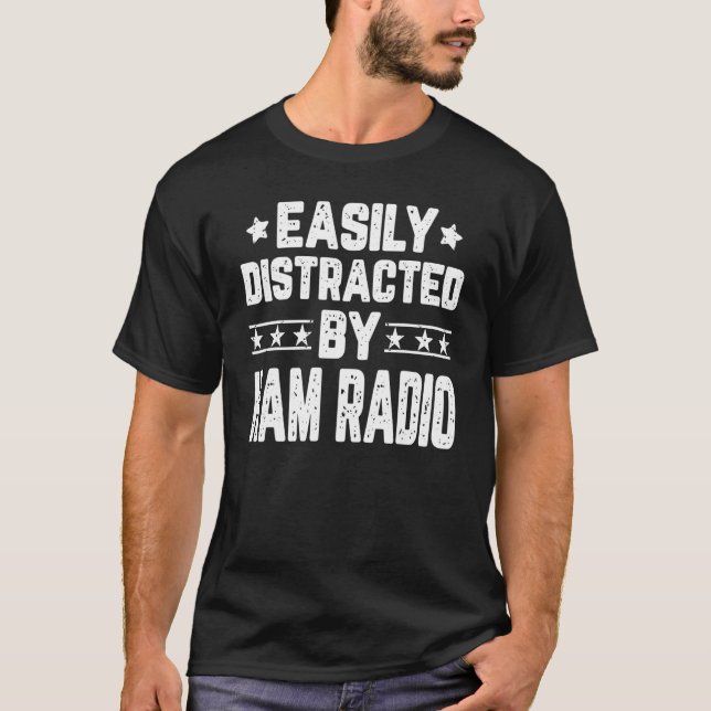 Camiseta Distracción fácil por medio de radio aficionado de (Anverso)