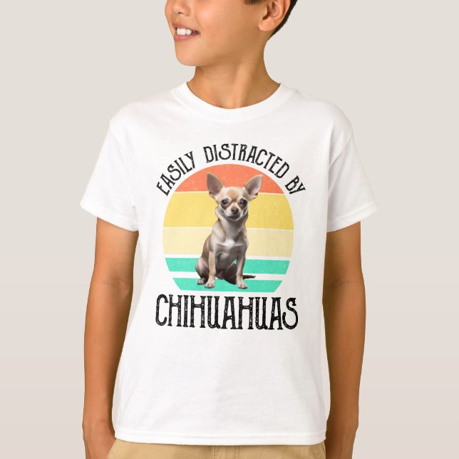 Camiseta Distrado Fácilmente Por Chihuahuas (Anverso)