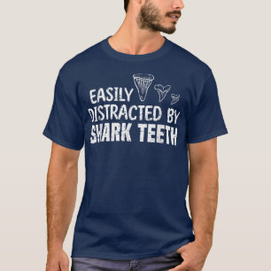 Camiseta Distrado Fácilmente Por El Fósforo De Los Dientes 