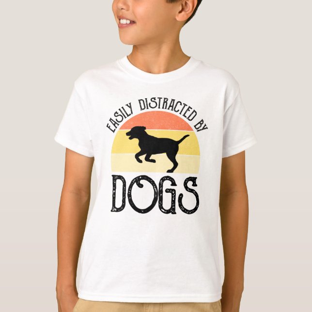 Camiseta Distrado Fácilmente Por Perros (Anverso)