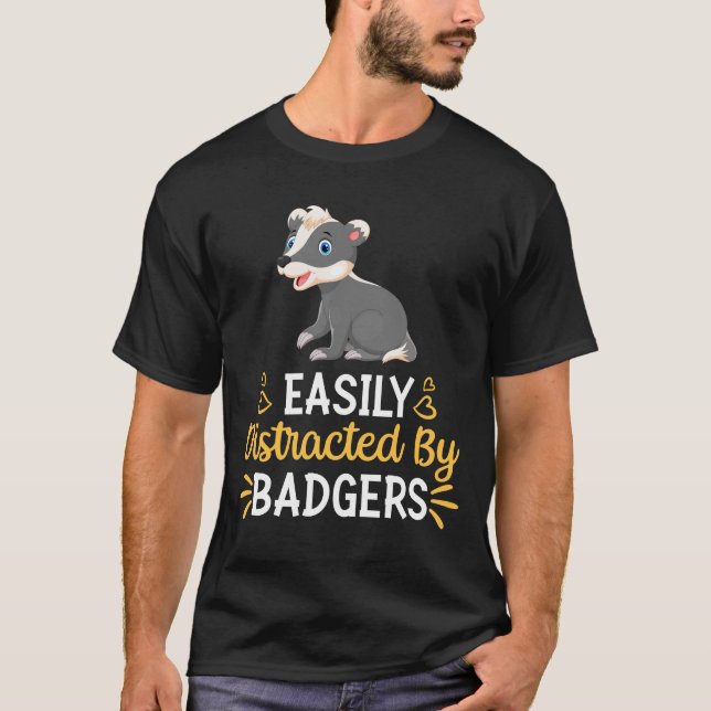 Camiseta Distraído Fácilmente Por Los Badgers (Anverso)