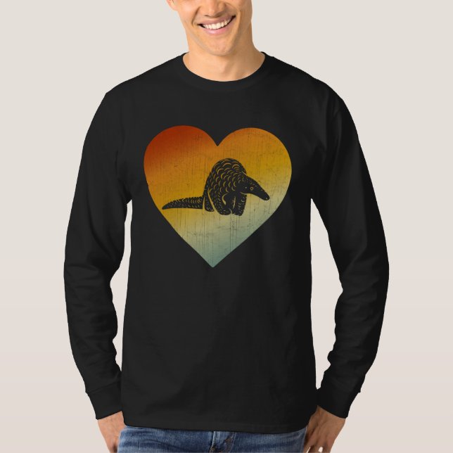 Camiseta Distressed Heart Retro Style Men Women Pangolins (Anverso)