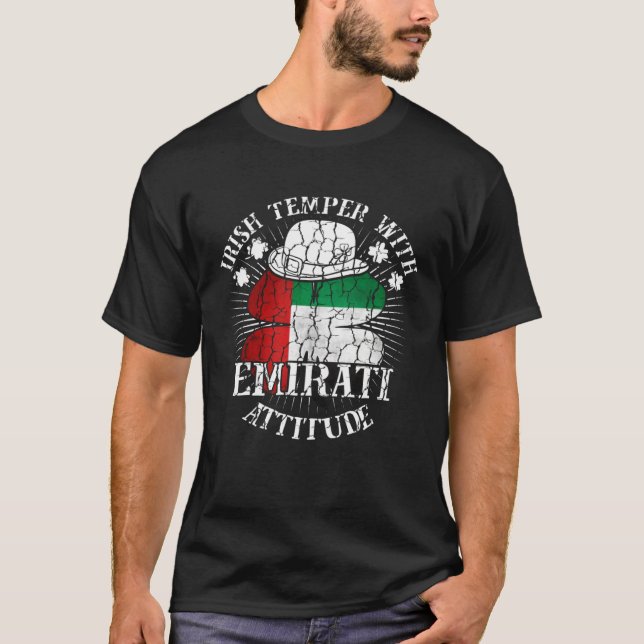 Camiseta Distressed Irish Emirati Attitude Patriotic Shamro (Anverso)