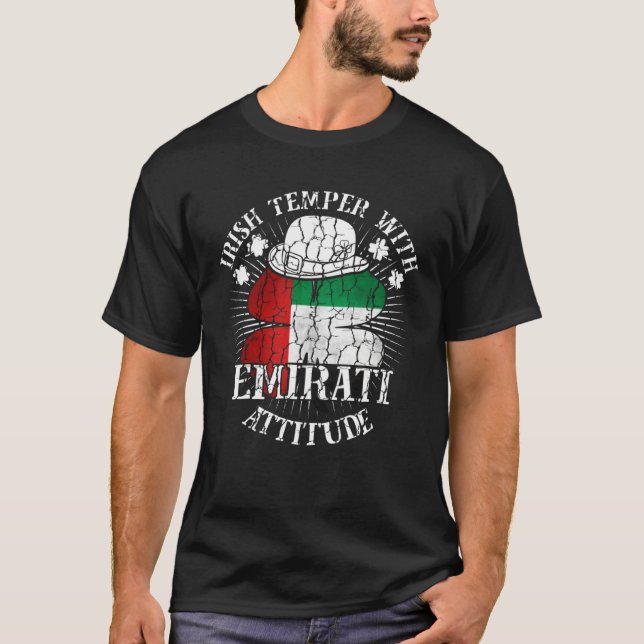 Camiseta Distressed Irish Emirati Attitude Patriotic Shamro (Anverso)