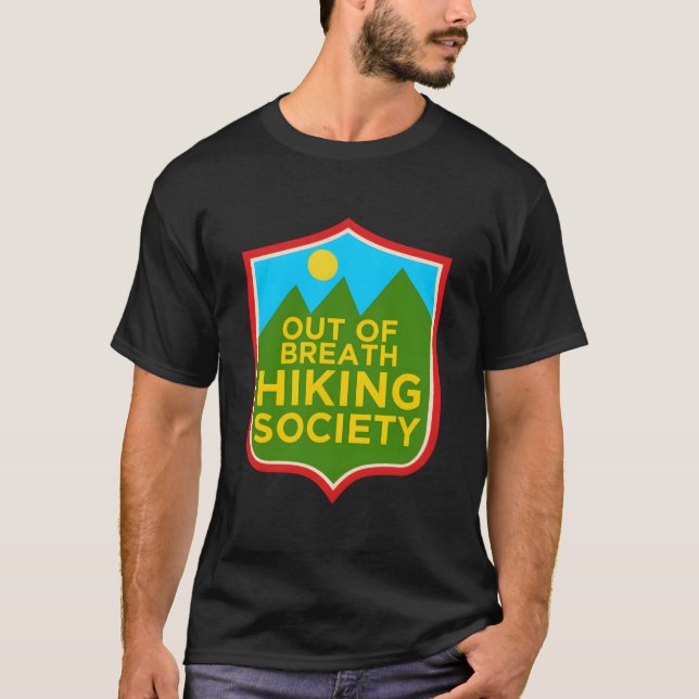 Camiseta Distressed Out Of Breath Hiking Society (Anverso)