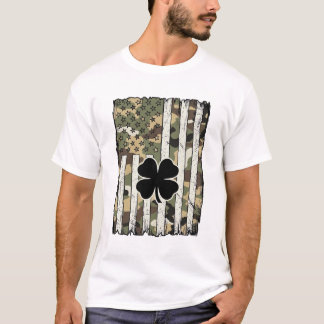 Camiseta Distressed Shamrock American Flag Vintage Vector D