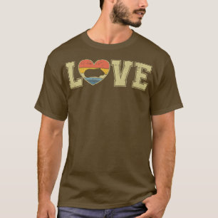Camiseta Diversión de San Valentín guineano añejo con probl