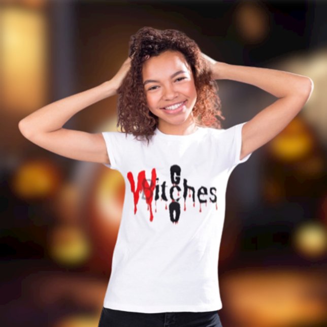 Camiseta Diversión espeluznante: "Vete brujas" Halloween 🧙 (Women's 'Go Witches' Halloween T-shirt)
