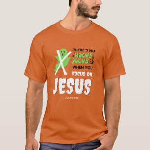 Camiseta Diversión NO HOCUS POCUS Halloween cristiano