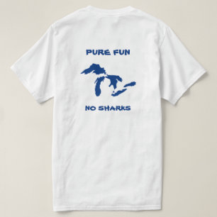 Camiseta Diversión pura, ningunos tiburones. Blanco