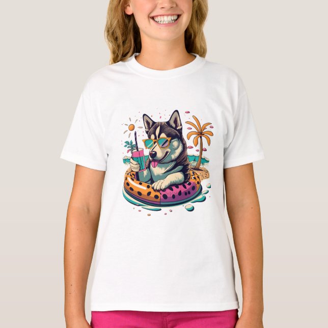 Camiseta Diversión vertida de verano con el tierno perro hi (Anverso)