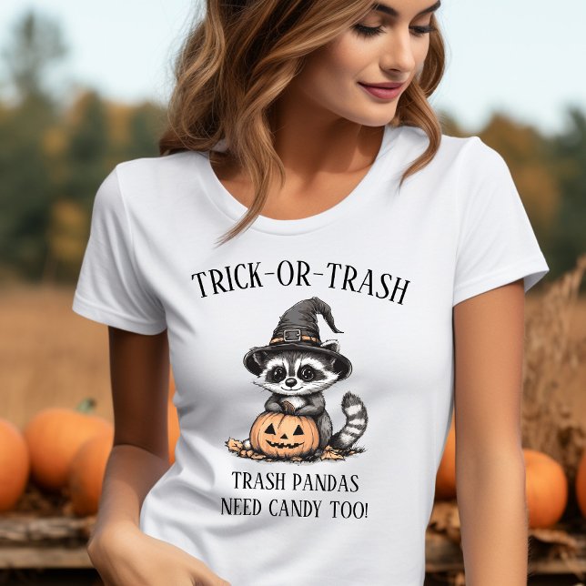 Camiseta divertida de Halloween de mapache (Trick or Trash, Trash Pandas Need Candy Too Funny Halloween Shirt)