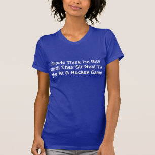 Camiseta divertida del hockey de las mujeres