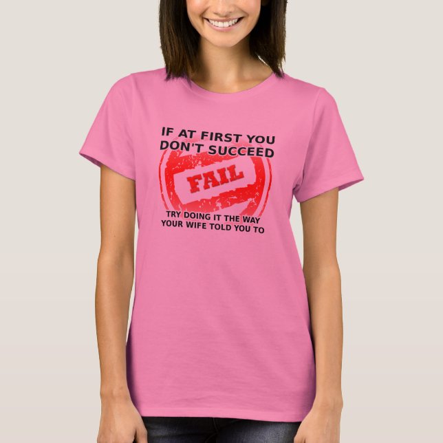 Camiseta Divertida Escucha a Tu Esposa (Anverso)