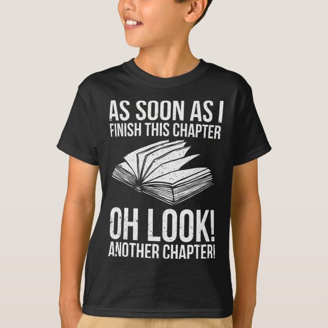 Camiseta Divertida lectura de un libro de capítulos más (Anverso)