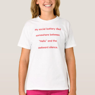 Camiseta divertida para introvertidos con batería